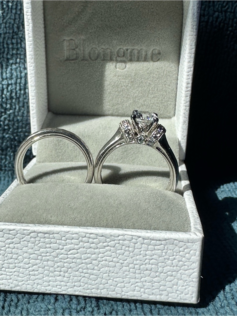 Gabriel & Co sample ring set - Picture 2 of 3